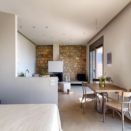 Euphoria Suites Avia Экстерьер фото